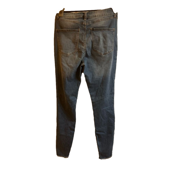 Rewash brand jeans with ripped detail - Picture 3 of 5